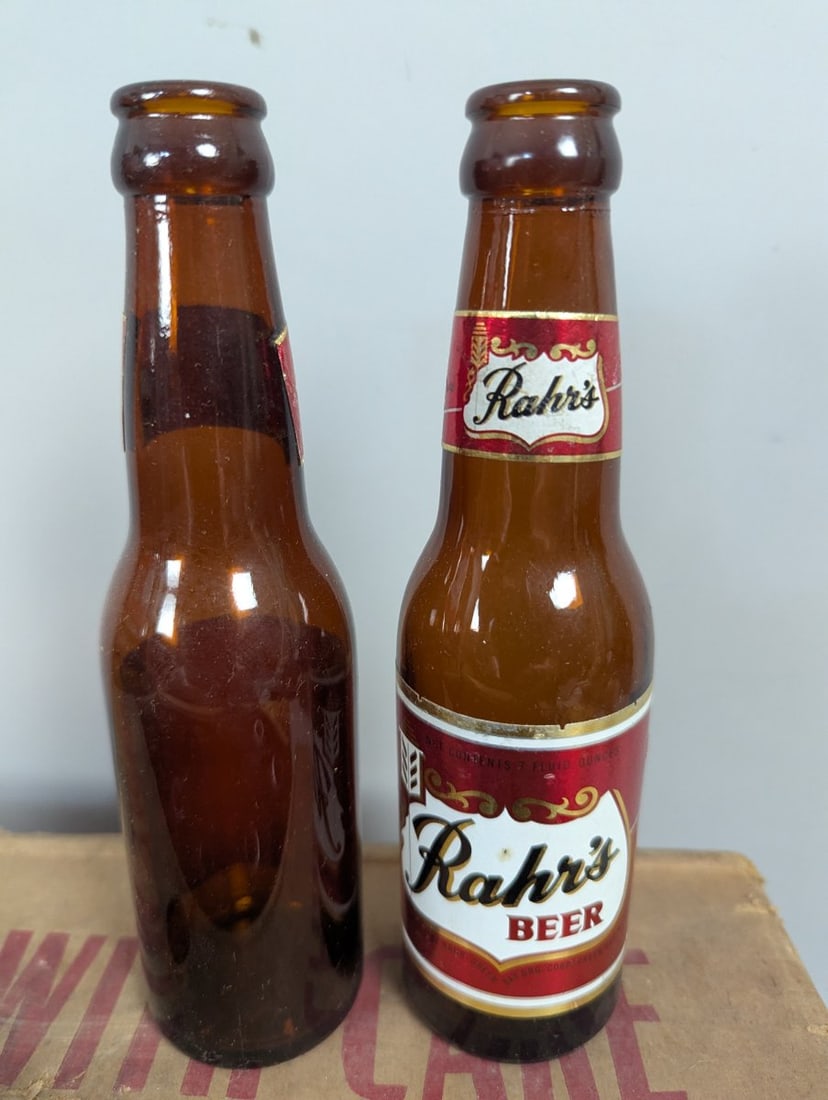 Vintage Rahr's Beer Cardboard Case with 7 oz. Bottle Collection from Green Bay Brewery - 4