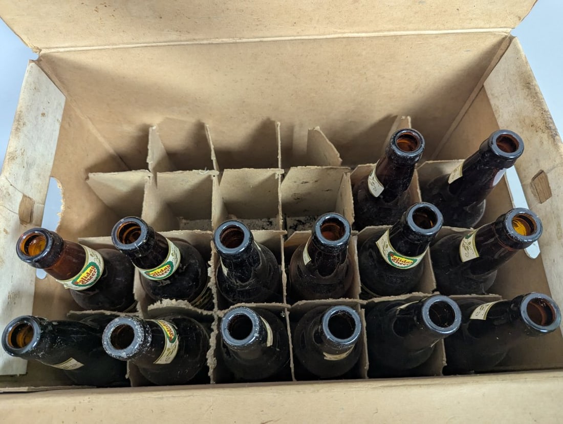 Vintage West Bend Lithia Beer Cardboard Case & Christmas Beer Bottles Breweriana Collectible - 4