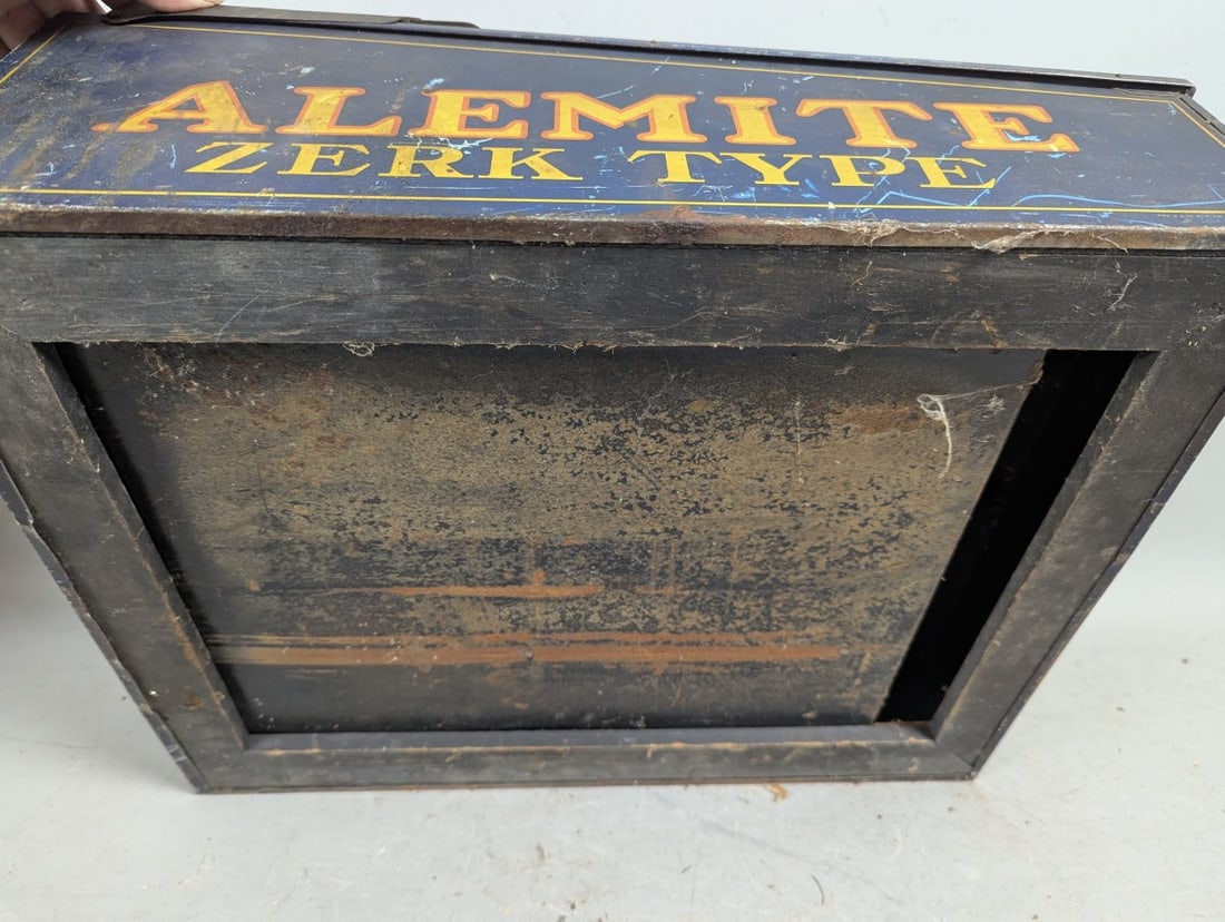 Vintage Alemite Zerk Type Grease Fittings Store Display Cabinet Autoparts Memorabilia - 8