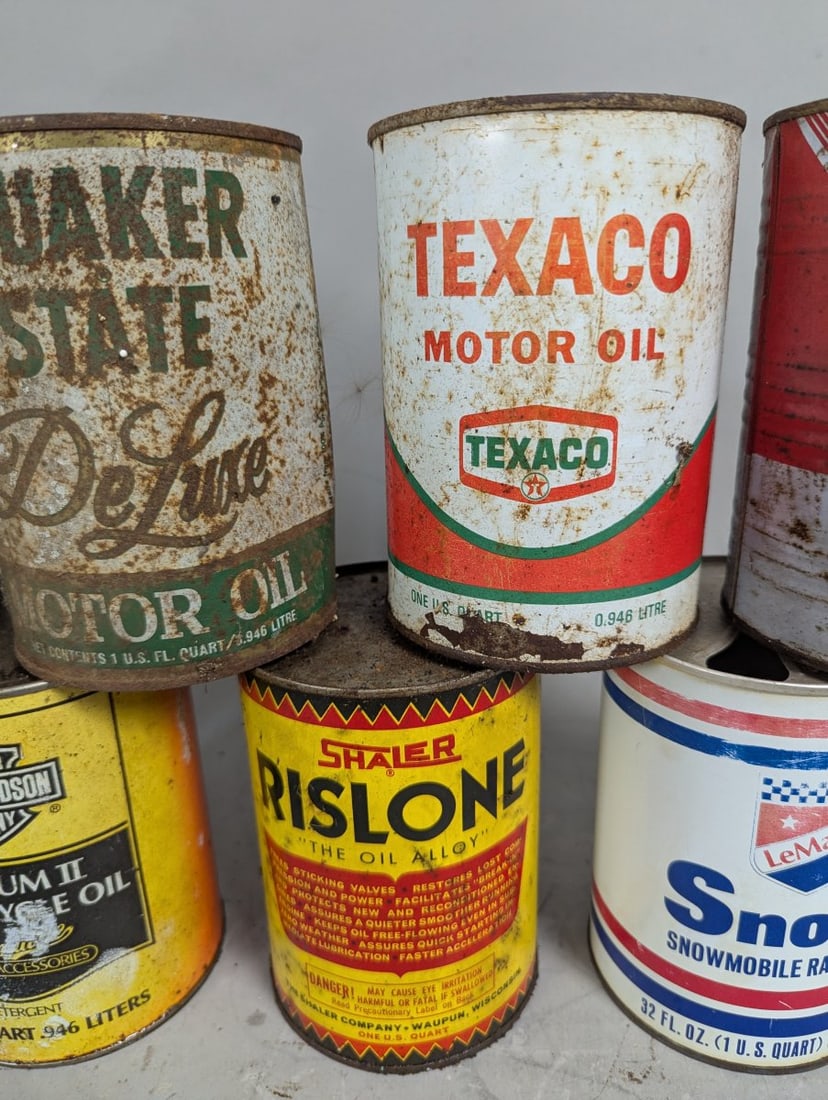 Collector's Vintage Automotive Oil Can Lot Including Harley-Davidson and Texaco - 3