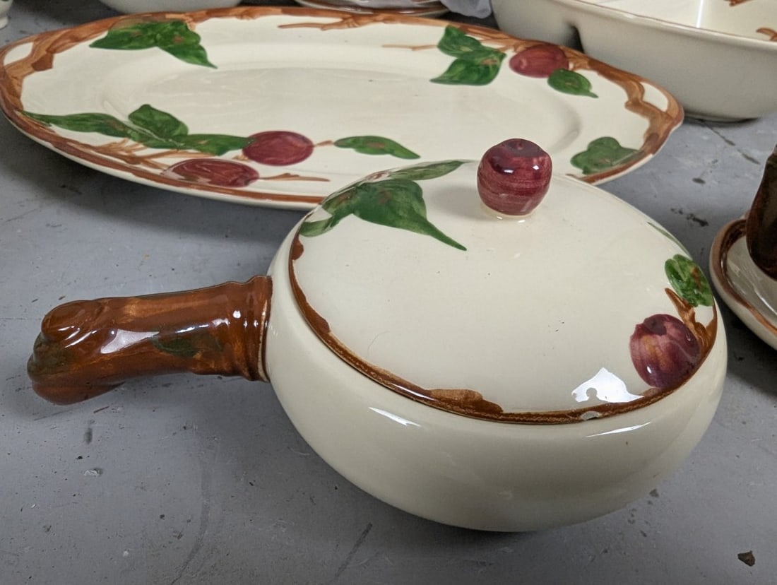 Franciscan Ceramics Apple Pattern Dinnerware Set With Serving Pieces Vintage - 10