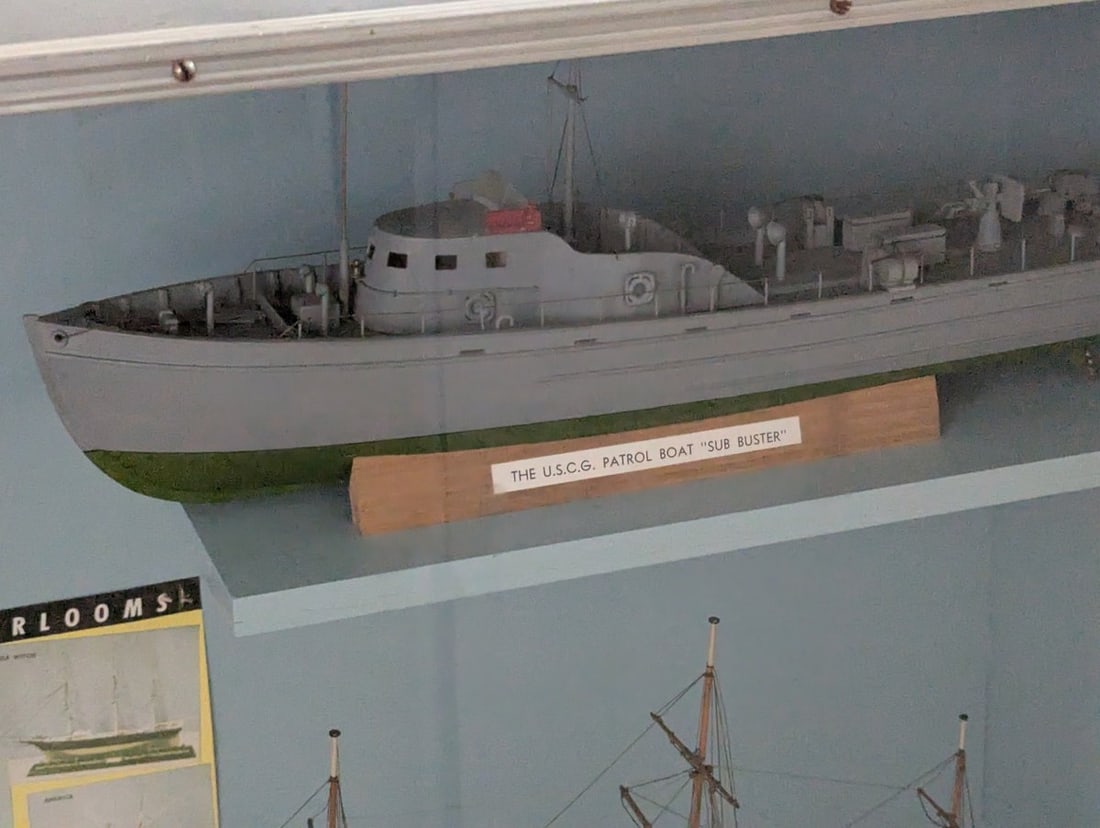 Rare Marine Model Co Vintage Store Display Case with Ship Models Maritime Collectibles - 3
