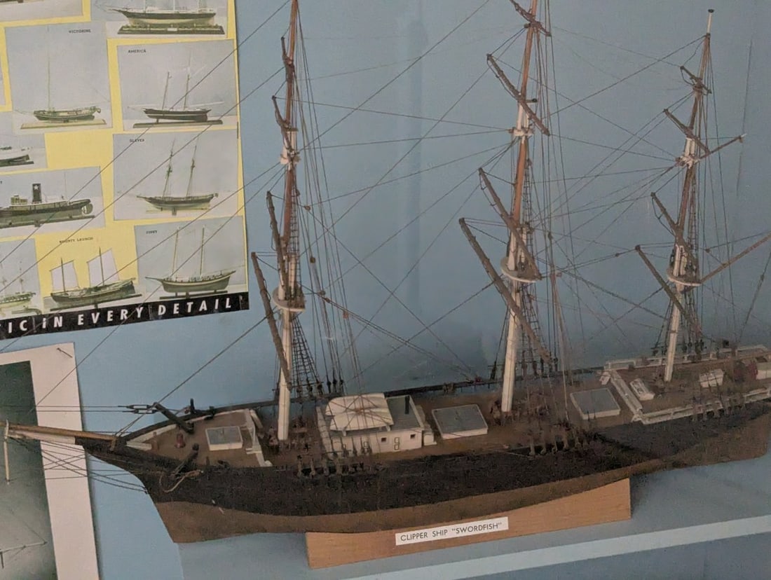 Rare Marine Model Co Vintage Store Display Case with Ship Models Maritime Collectibles - 4