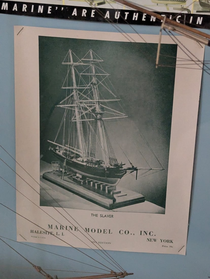 Rare Marine Model Co Vintage Store Display Case with Ship Models Maritime Collectibles - 7
