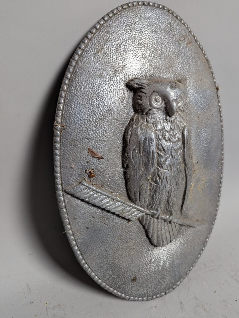 Mills Novelty Co Owl Slot Machine Aluminum Plaque Collectible Antique DÃ©cor - 2