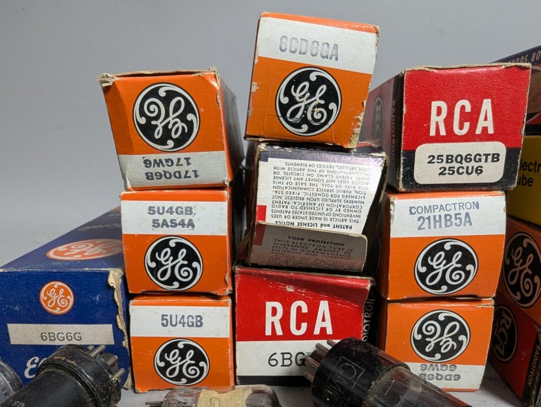 Large Lot of Vintage Vacuum Tubes RCA GE Sylvania Westinghouse Mixed Brands Audio Equipment - 2