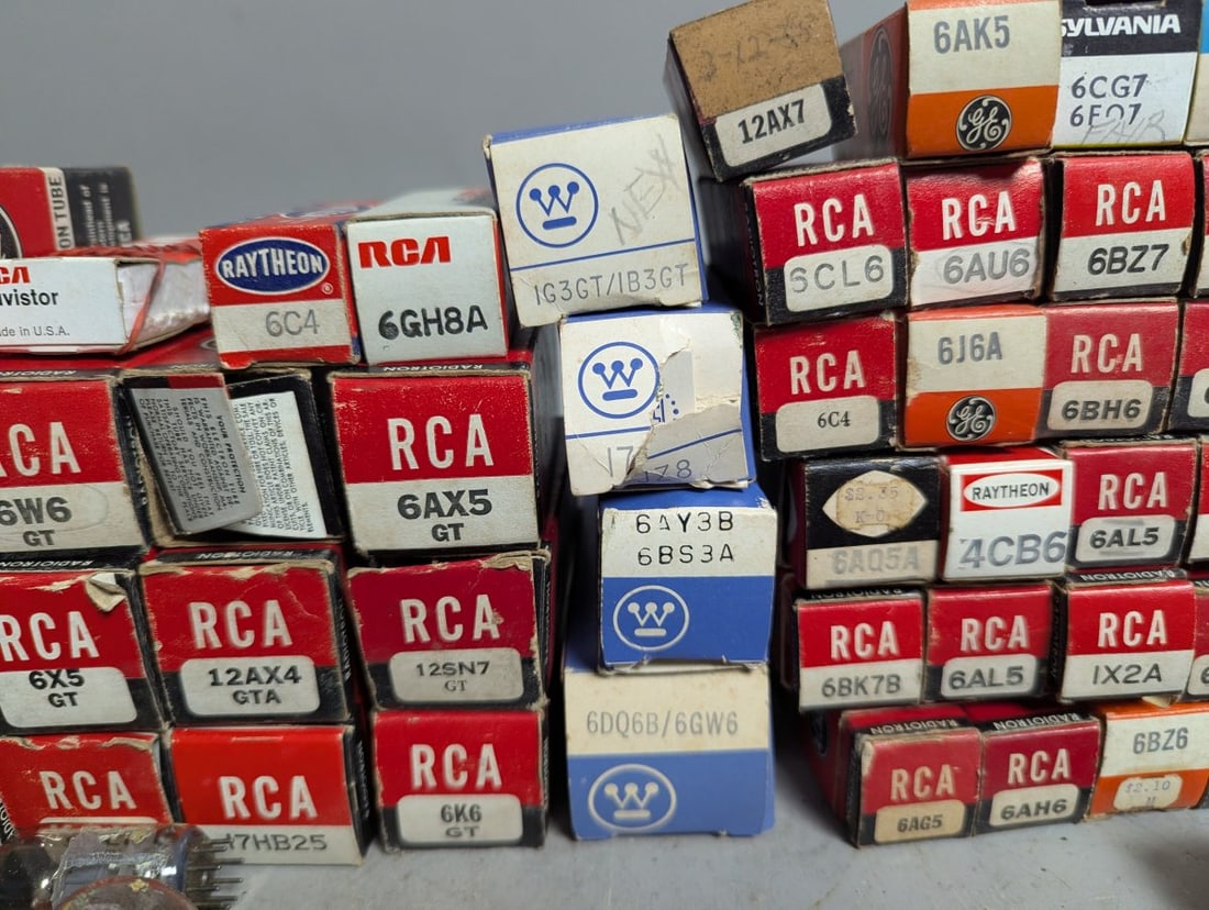 Large Lot of Vintage Vacuum Tubes RCA GE Sylvania Westinghouse Mixed Brands Audio Equipment - 5