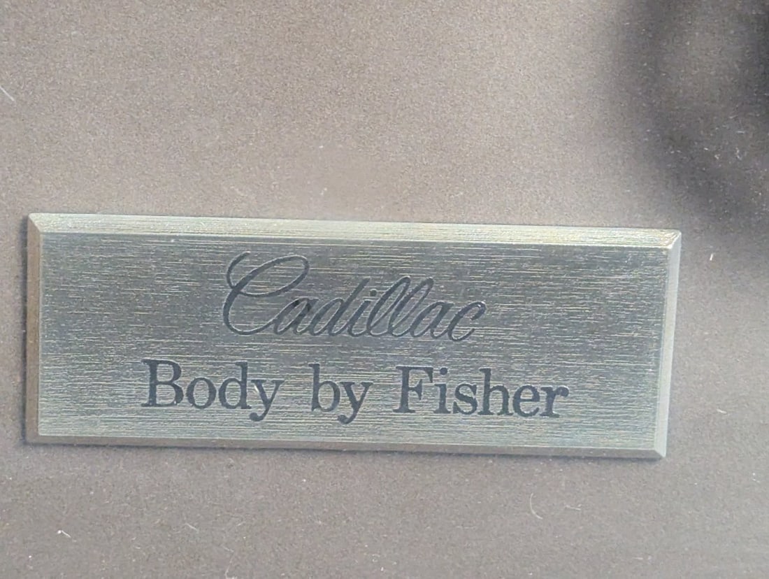 Vintage Cadillac Body By Fisher 3D Carriage Shadow Box Display Automotive Memorabilia - 6