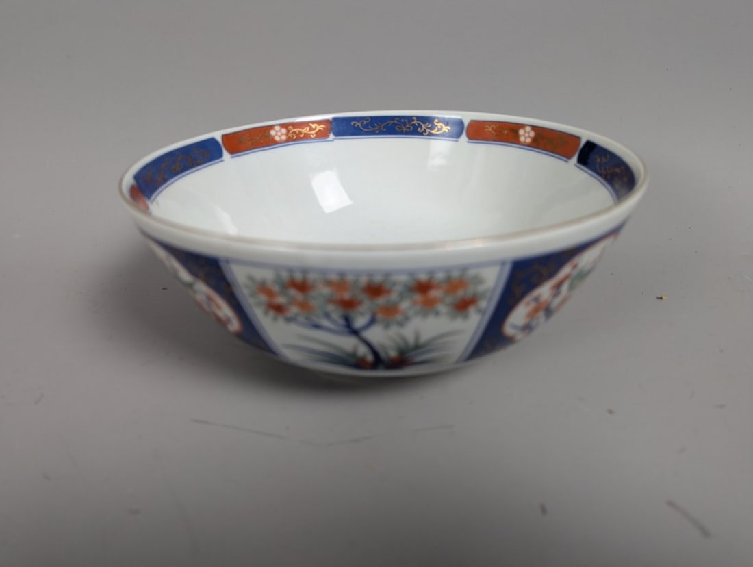 Vintage Andrea by Sadek Imari Style Porcelain Bowl Decorative Accent 8562: **Important** Please read below description on how to avoid high shipping costs. Discover this stunning Andrea by Sadek Imari style porcelain bowl measuring 4 high x 9 diameter. Crafted with