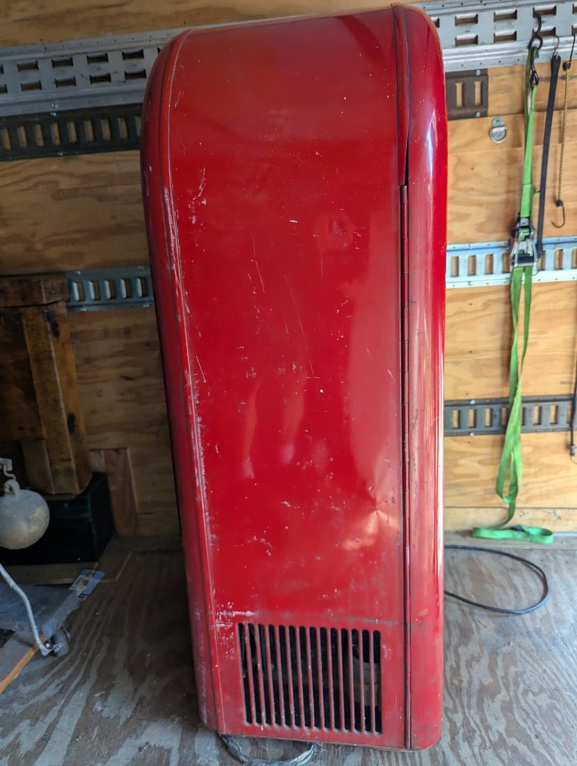 Vintage F.L. Jacobs Co. Model 35 Coca-Cola Vending Machine Perfect for Restoration - 4