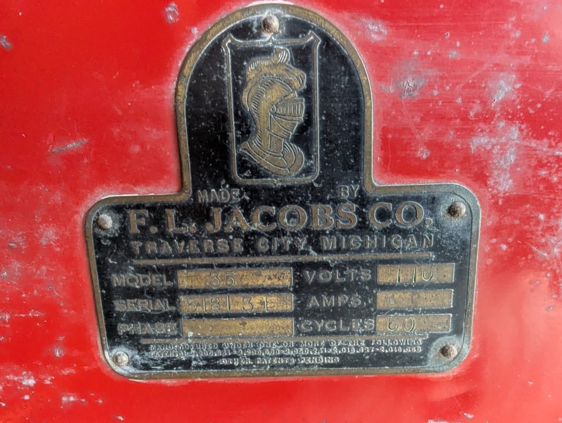 Vintage F.L. Jacobs Co. Model 35 Coca-Cola Vending Machine Perfect for Restoration - 6