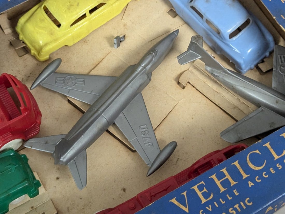 Bachmann Plasticville USA Assorted Vehicles Set V-10 Complete Vintage Toy Cars - 3