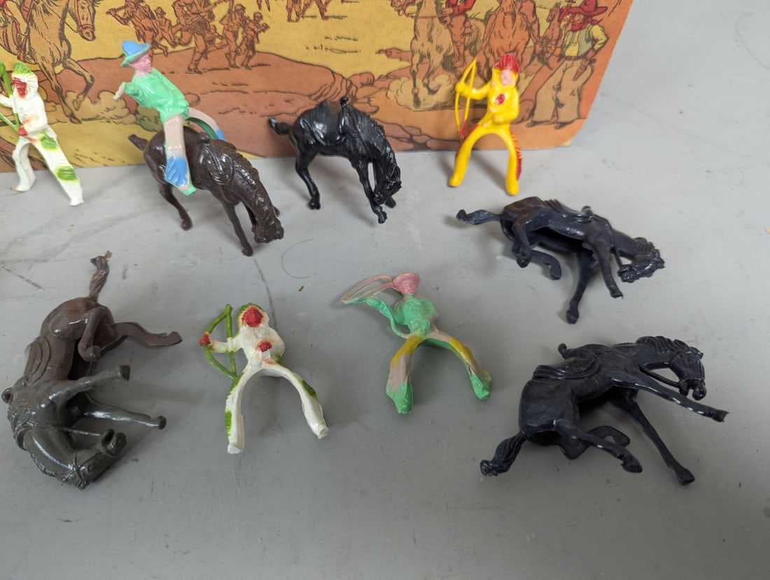 Vintage Beton Plastic Toy Figures with Original Store Display Box from Bergen Toy - 3