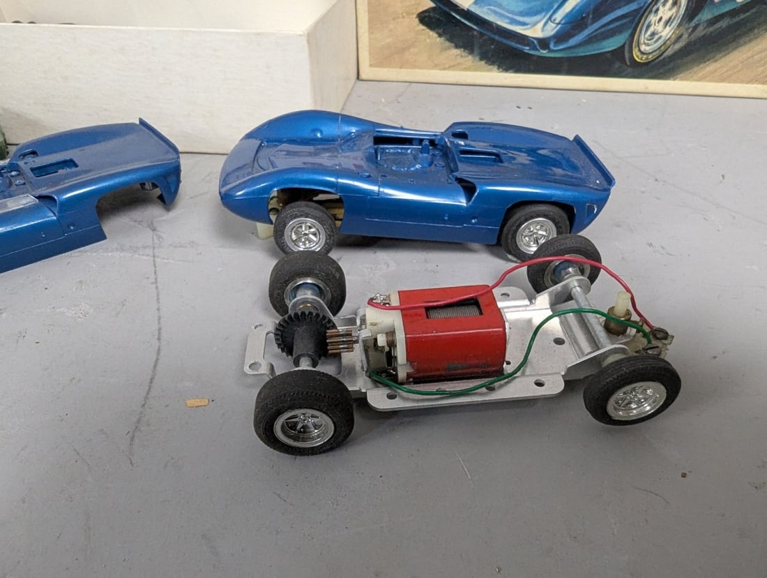 Vintage Monogram Lola T-70 1/32 Scale Slot Car Kits and Parts Lot for Collectors - 5