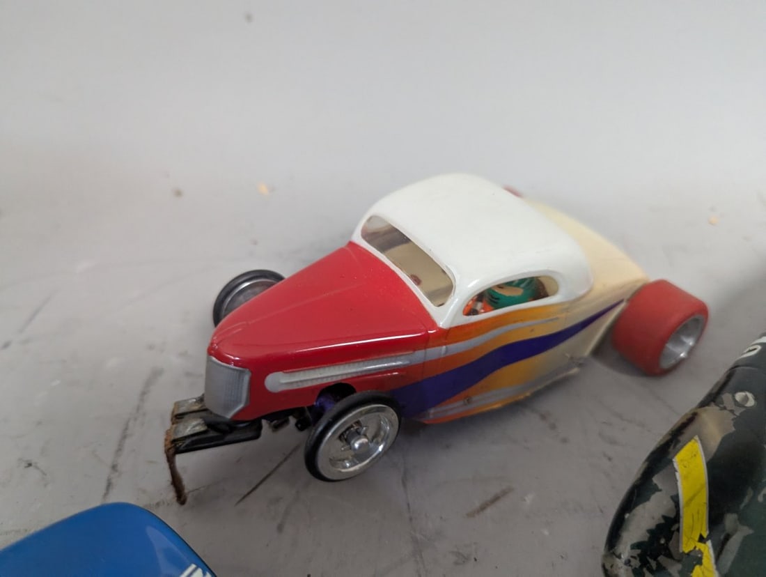 Vintage Collection of 1960s 1/24 Scale Slot Cars and Chassis for Restoration - 2