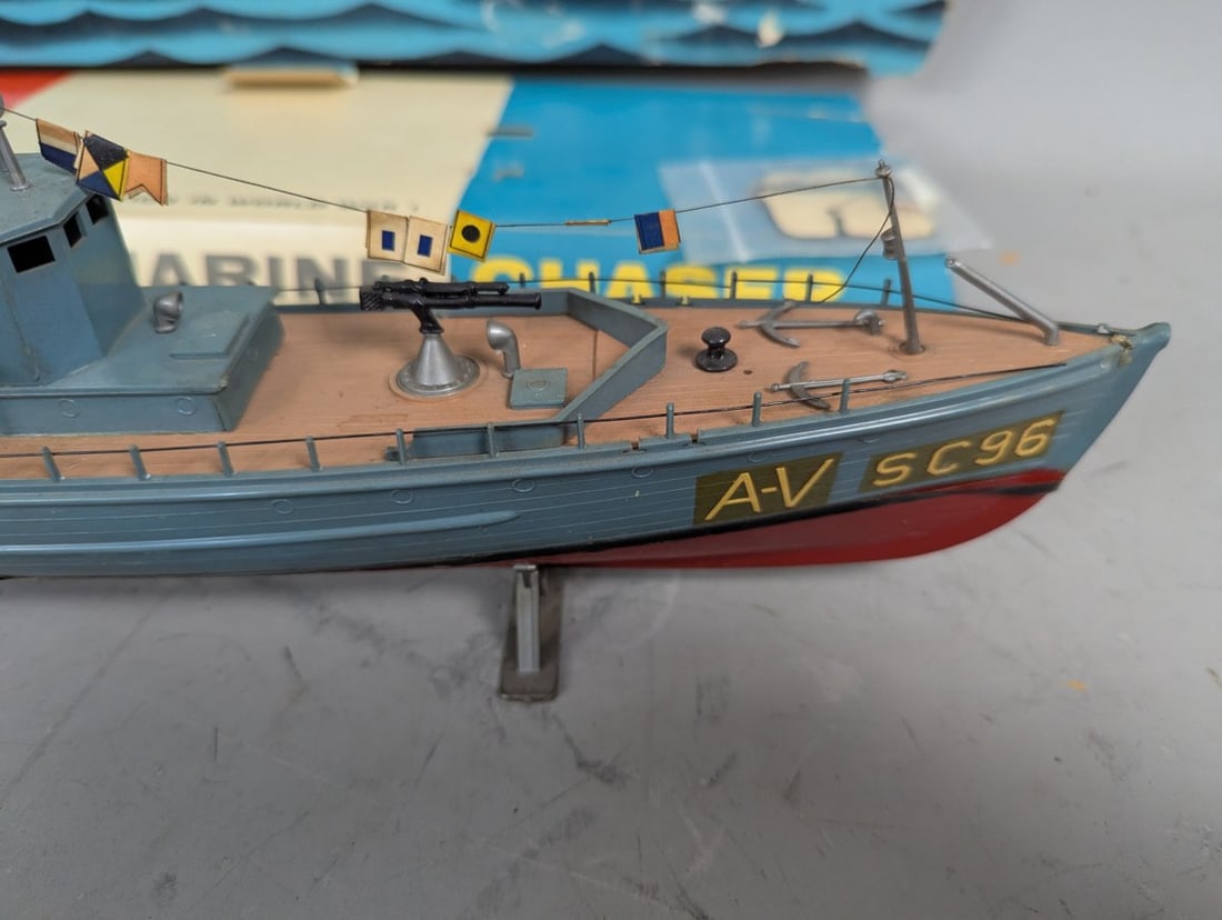ITC Model Craft Submarine Chaser SC-96 Vintage Display Set with Store Stand - 5