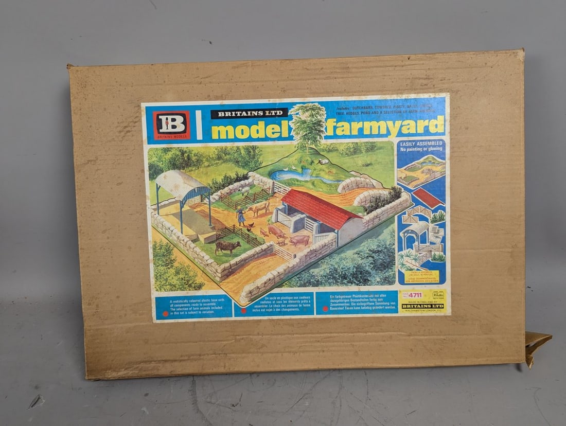 Vintage Britains Ltd Model Farmyard Playset Cat. No. 4711 in Original Sealed Box (1 of 5)