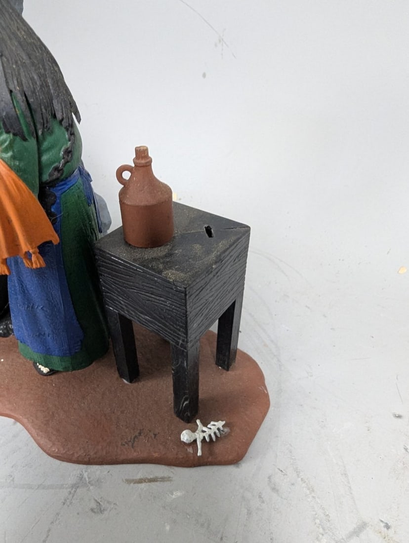 Vintage 1965 Aurora The Witch Plastic Model Kit Built-Up Collectible Monster Figurine - 4