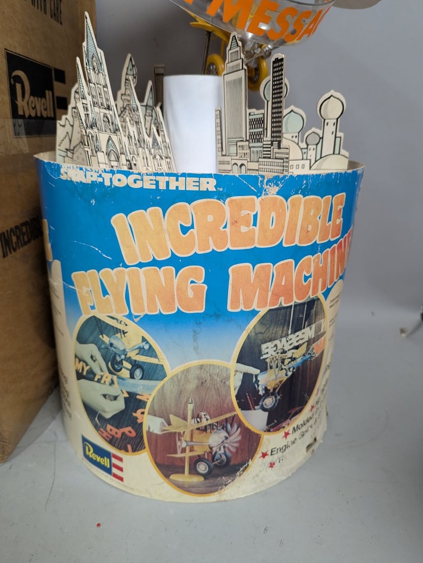 1980 Revell Incredible Flying Machine Motorized Store Display Vintage Rare Collectible - 7