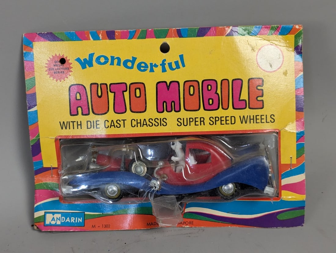 Mandarin Wonderful Auto Mobile Snoopy's Car M-1302 Die-Cast Vintage Toy Collectible: **Important** Please read below description on how to avoid high shipping costs. Don't miss this fantastic opportunity to own a rare vintage die-cast toy! The Mandarin 'Wonderful Auto Mobile'