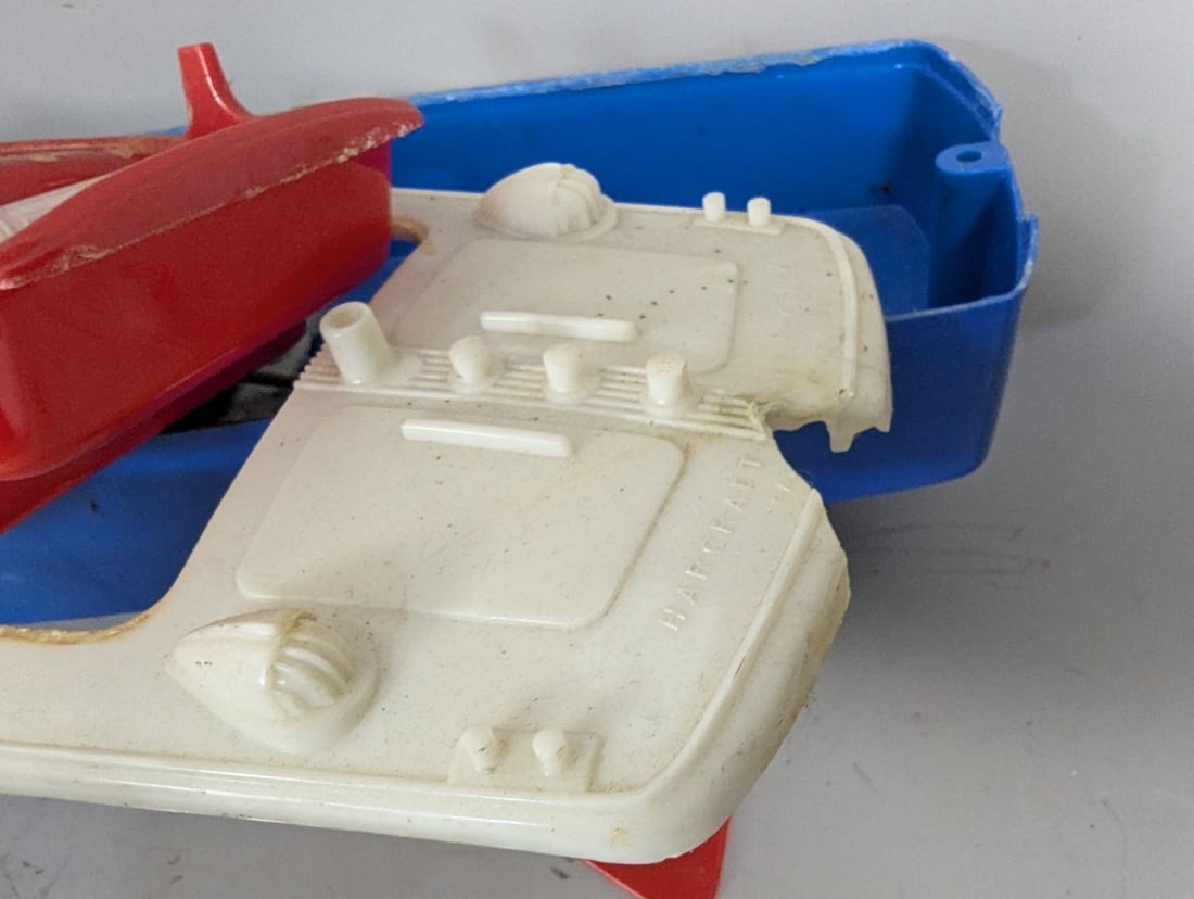 Vintage Hapcraft Split Cockpit Wind-Up Toy Boat with Royal RC Engine Restoration Parts - 6