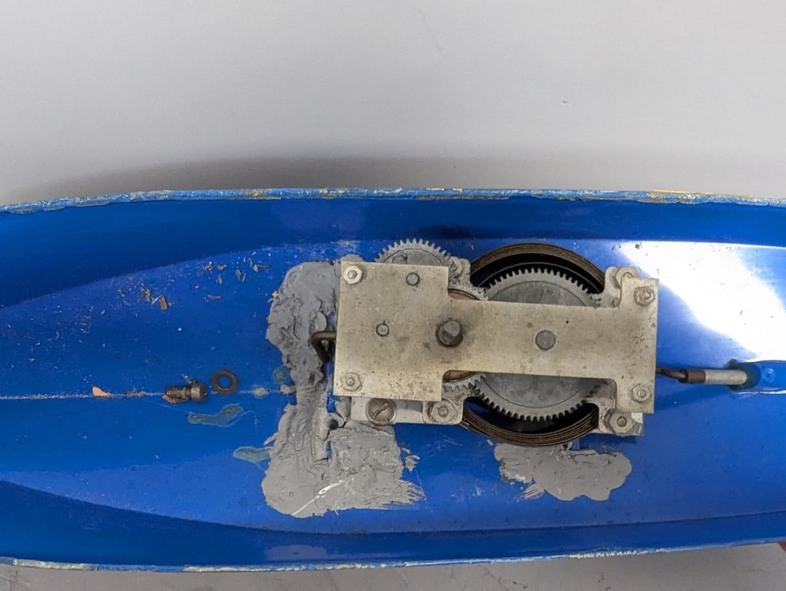 Vintage Hapcraft Split Cockpit Wind-Up Toy Boat with Royal RC Engine Restoration Parts - 7