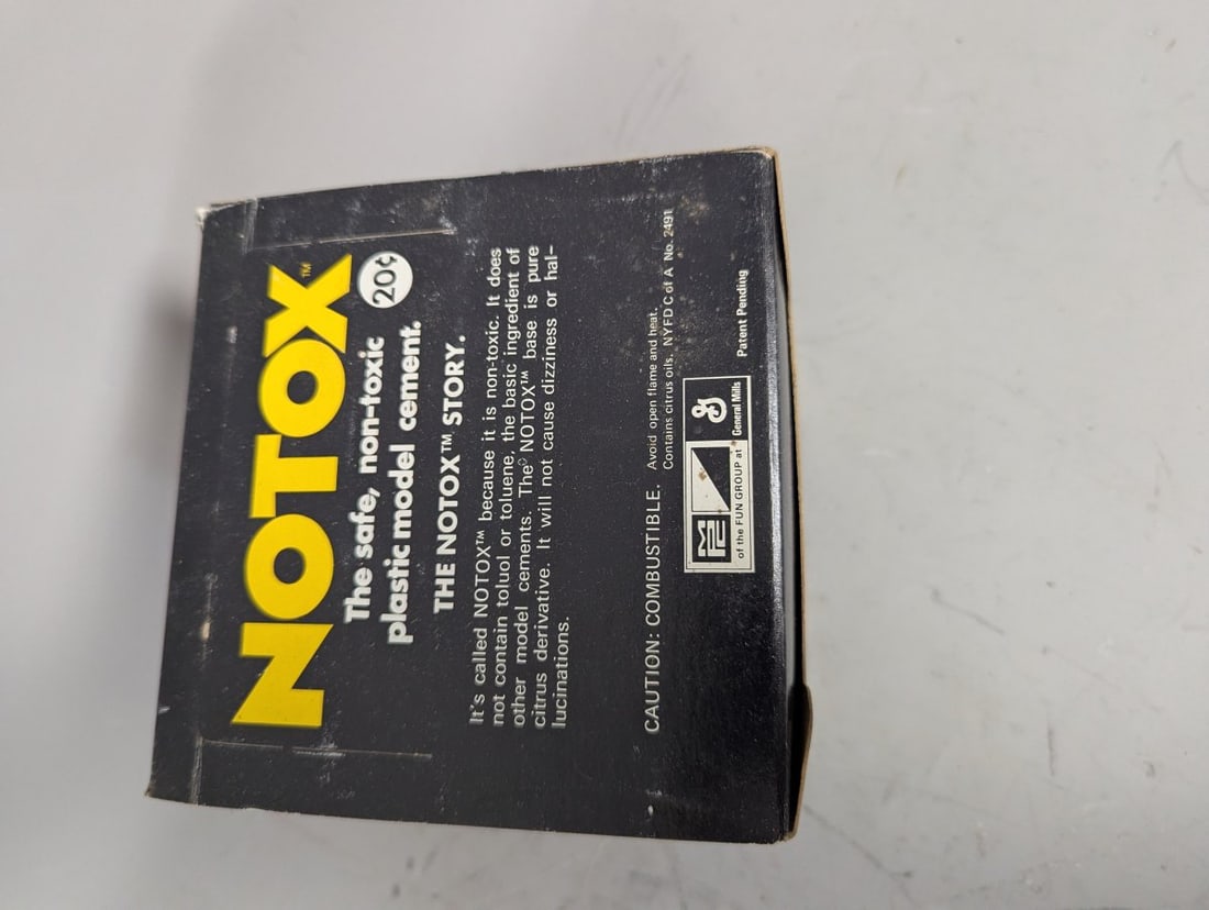 NOTOX Safe Non-Toxic Plastic Model Cement Display Box Vintage General Mills Collectible - 2