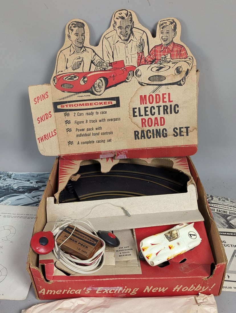Strombecker Model Electric Road Racing Set Vintage Slot Car Collectible Toy (1 of 10)