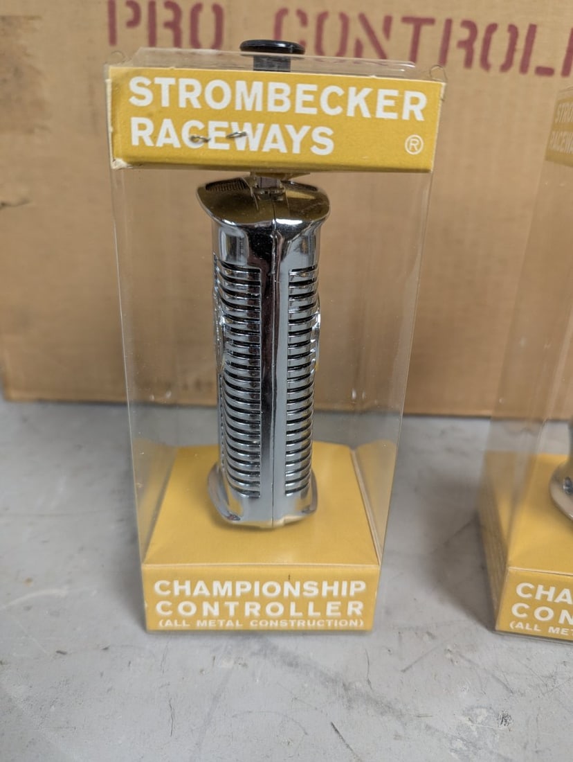 Strombecker Raceways Championship Controllers Set of 8 NOS in Original Shipping Box - 2
