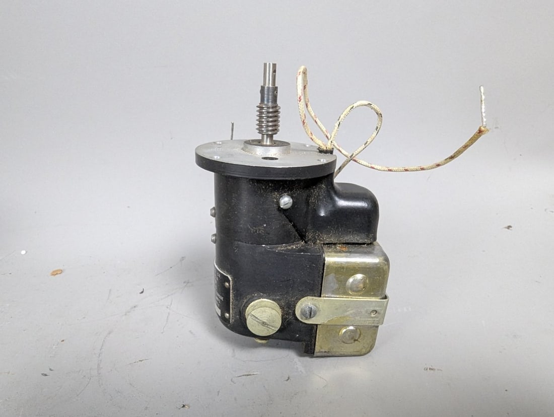 John Oster Mfg Co BT-2-IS DC Shunt Motor with Dillingham-Lewis Filter Vintage Aviation - 3
