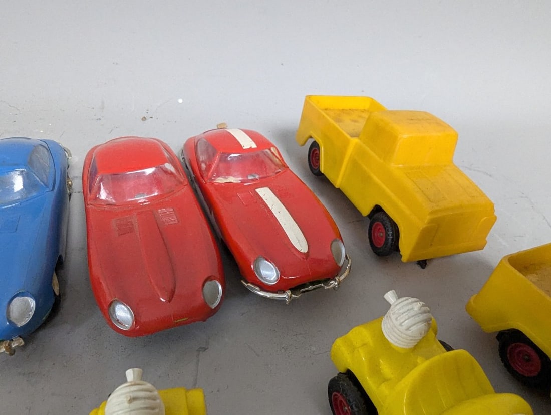 Lot of 13 Hasbro Amaze-A-Matics Vintage Toy Cars for Collectors and Enthusiasts - 5