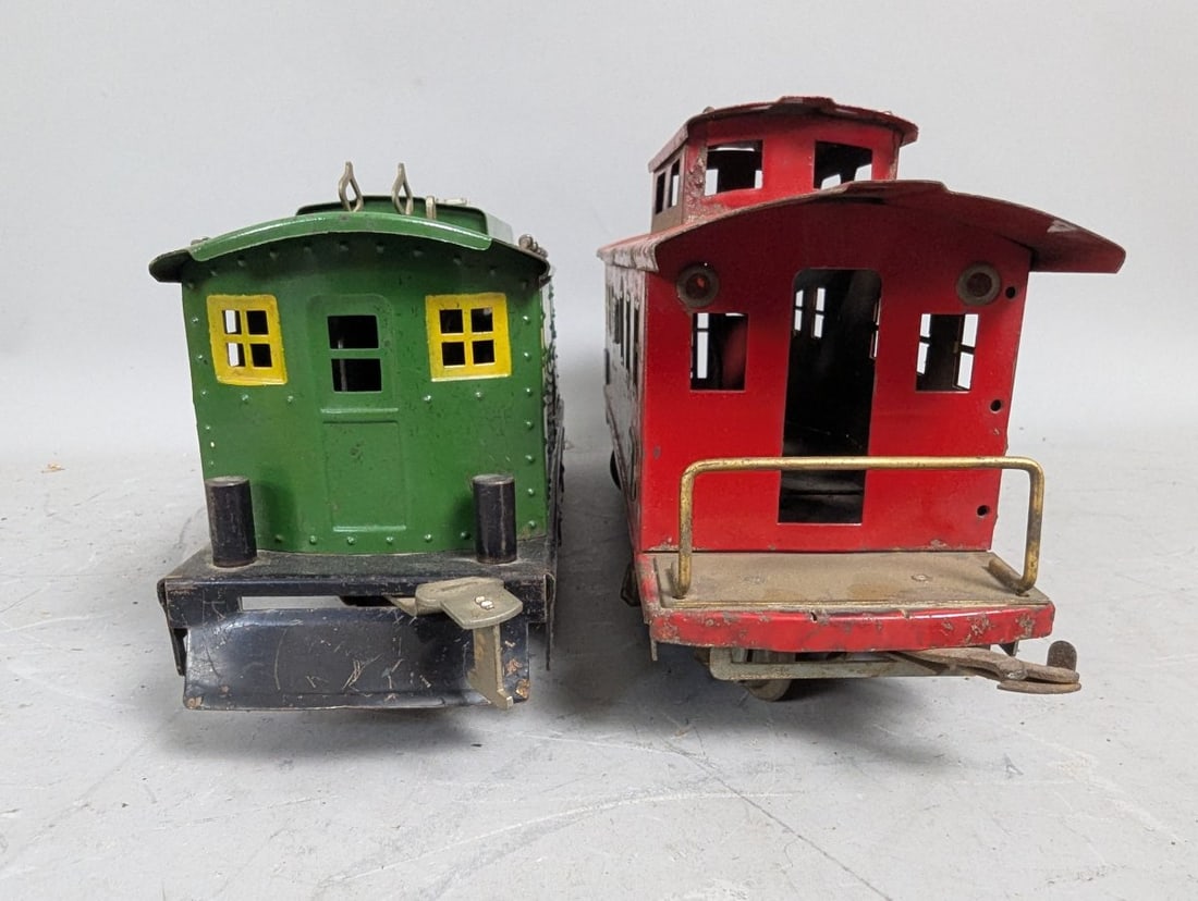 American Flyer 4643 Electric Locomotive and Caboose Set Pre-War Tinplate Train - 7