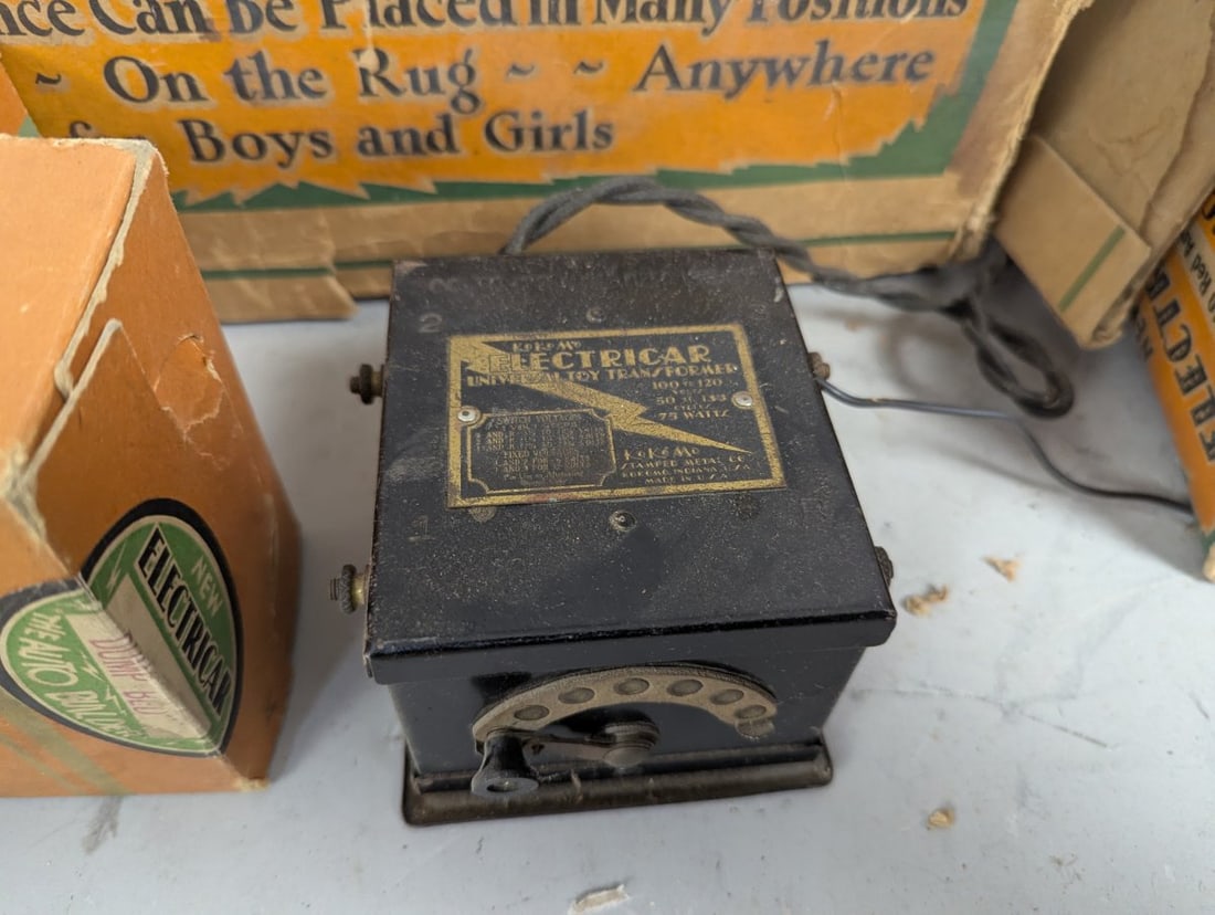 Vintage Kingston Electricar The Auto Builder Toy Set with Original Parts and Boxes - 4