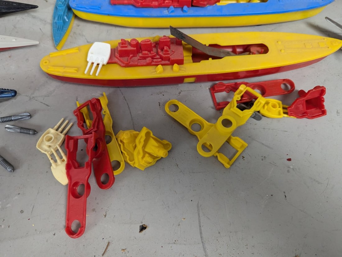 Vintage Thomas Toys Military Collection Rocket Firing Ships Submarines Airplanes Parts Lot - 5