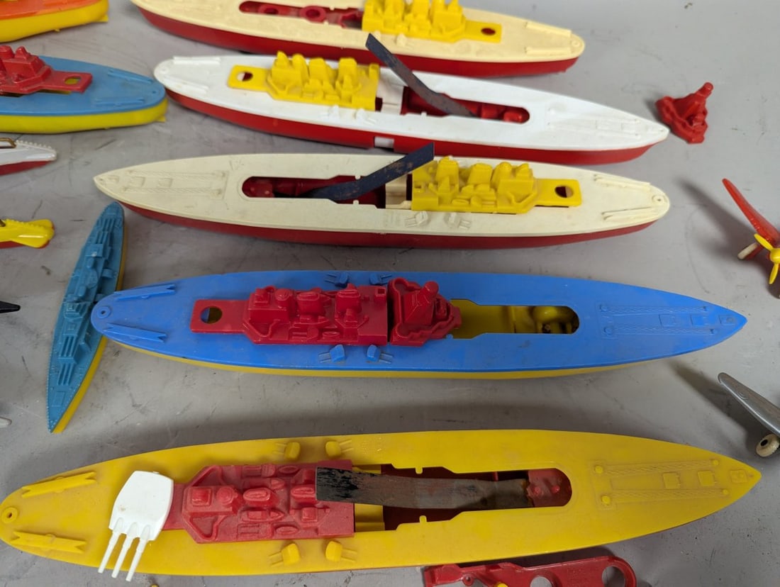 Vintage Thomas Toys Military Collection Rocket Firing Ships Submarines Airplanes Parts Lot - 6