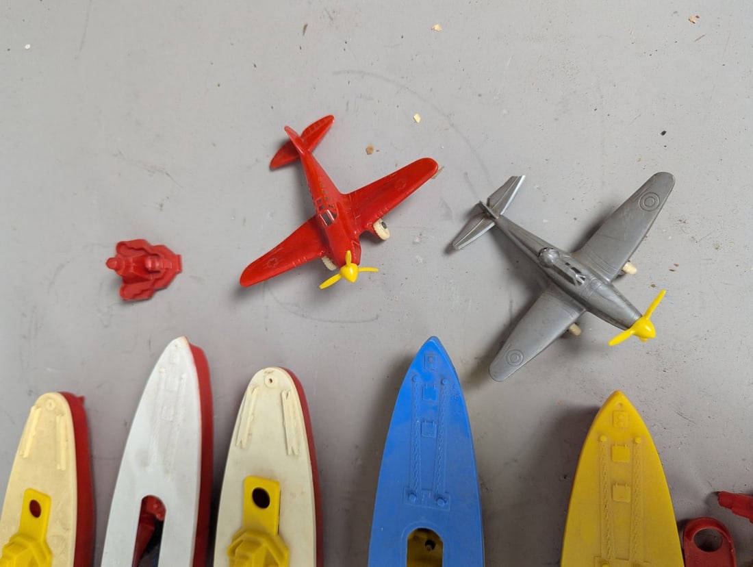 Vintage Thomas Toys Military Collection Rocket Firing Ships Submarines Airplanes Parts Lot - 8