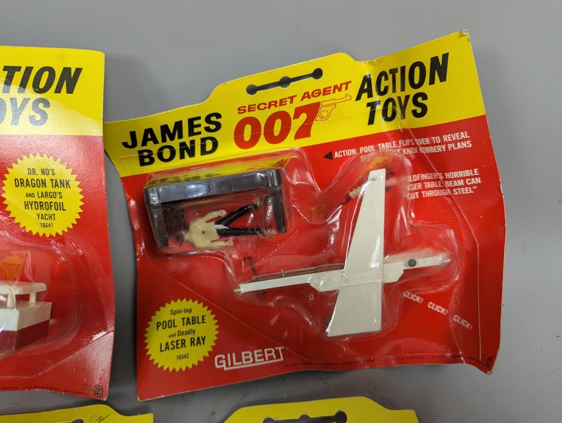 Vintage A.C. Gilbert James Bond 007 Toy Collection New Old Stock Action Figures & Accessories - 4