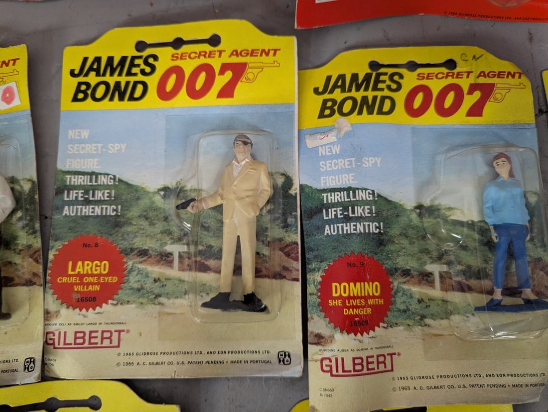 Vintage A.C. Gilbert James Bond 007 Toy Collection New Old Stock Action Figures & Accessories - 6