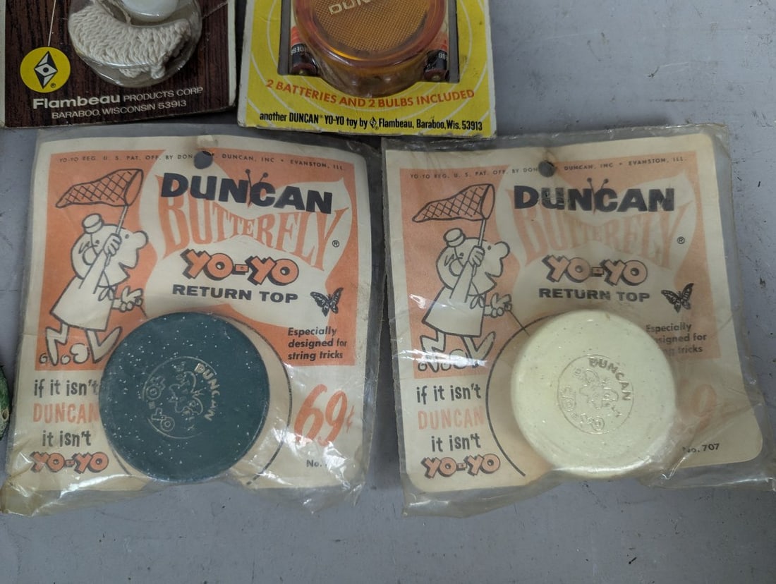 Vintage Duncan Yo-Yo Collection with Original Packaging Toys from 1920s to 1960s - 2