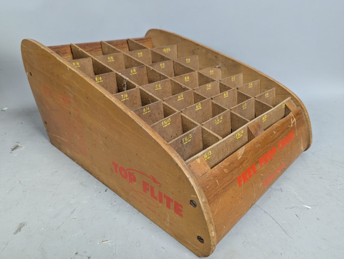 Vintage Top Flite Model Airplane Propeller Display Rack Collectible Retro Advertising (1 of 7)