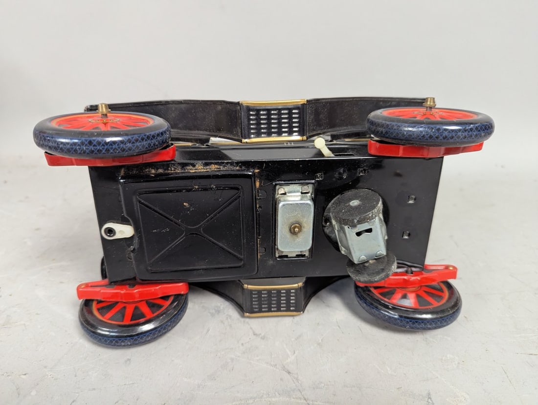 Linemar Marx Battery-Operated 1901 Old Timer Tin Toy Car Collectible Vintage - 5