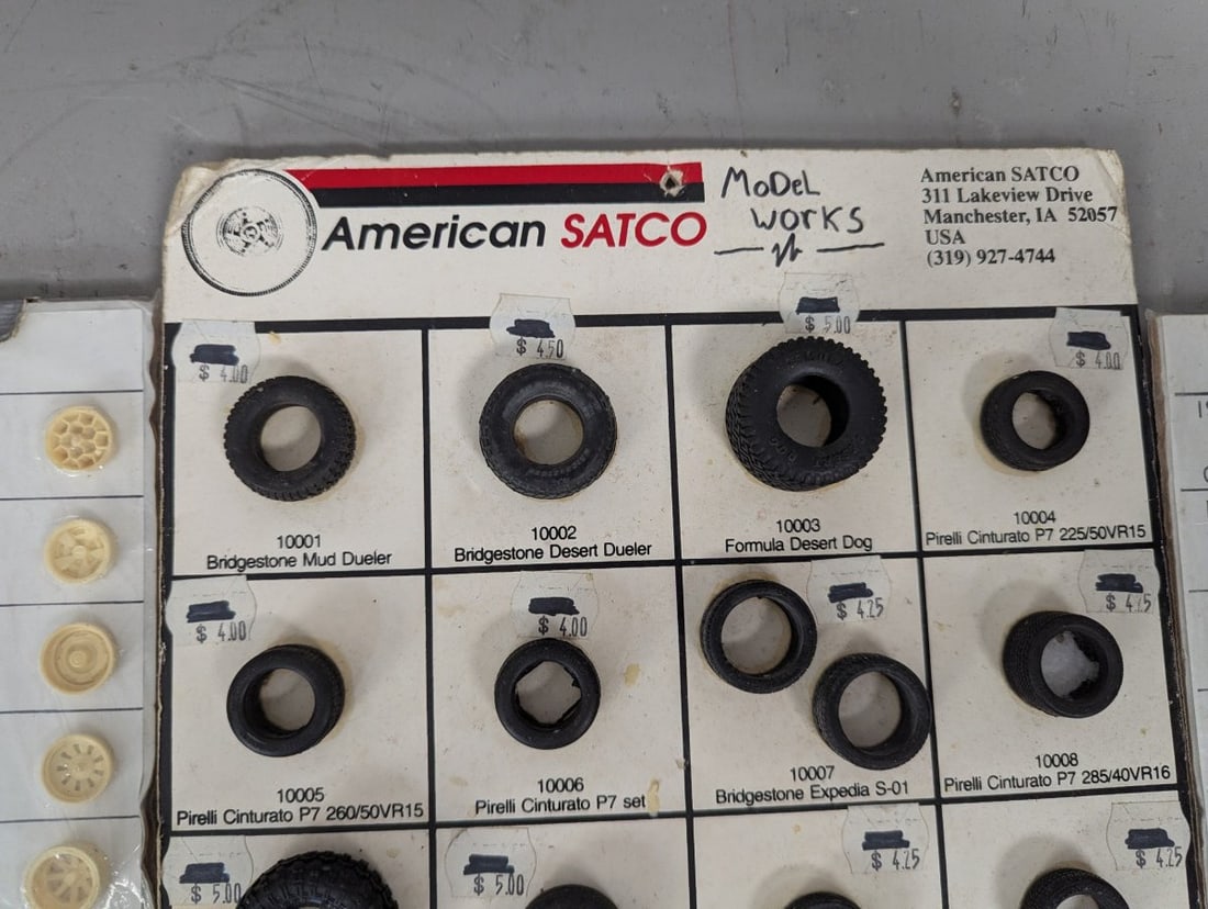 Vintage American SATCO Model Works Tire Wheel Display Collection for Scale Model Cars - 3