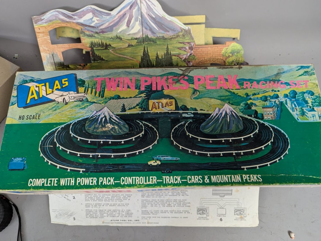Atlas Twin Pikes Peak HO Scale Racing Set No. 1209 Vintage Parts Restoration Project - 2