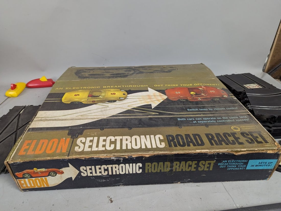Vintage Eldon Selectronic Road Race Set Incomplete Slot Car Track Components - 3