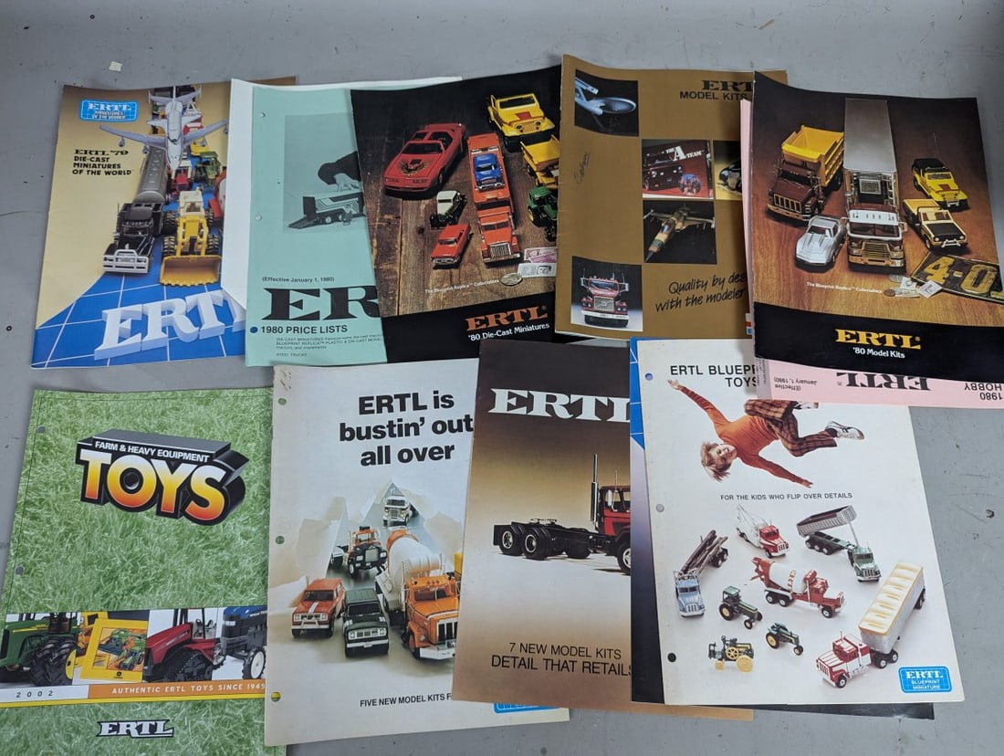 Large Lot Vintage Toy Catalogs & Brochures Including Ertl Entex Arii ESCI Fujimi - 11