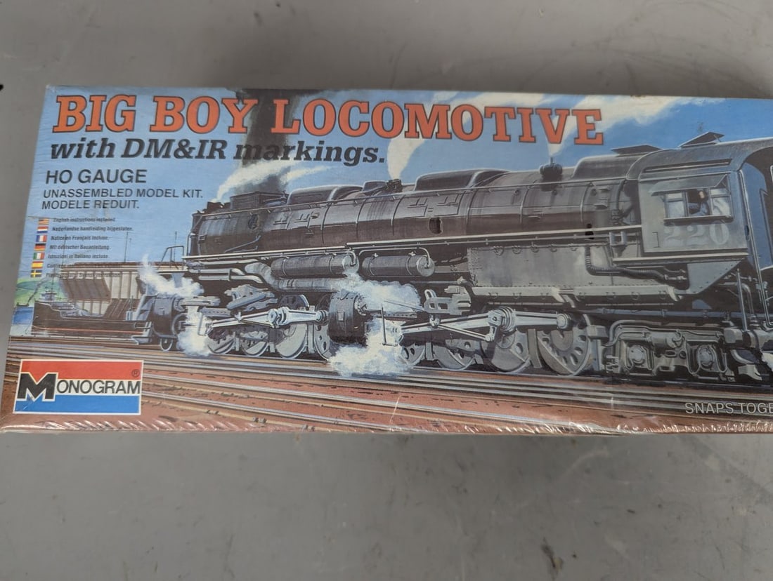 Monogram Snap-Tite Big Boy Locomotive Model Kit No. 1602 Sealed NIB Popular Train Model - 2
