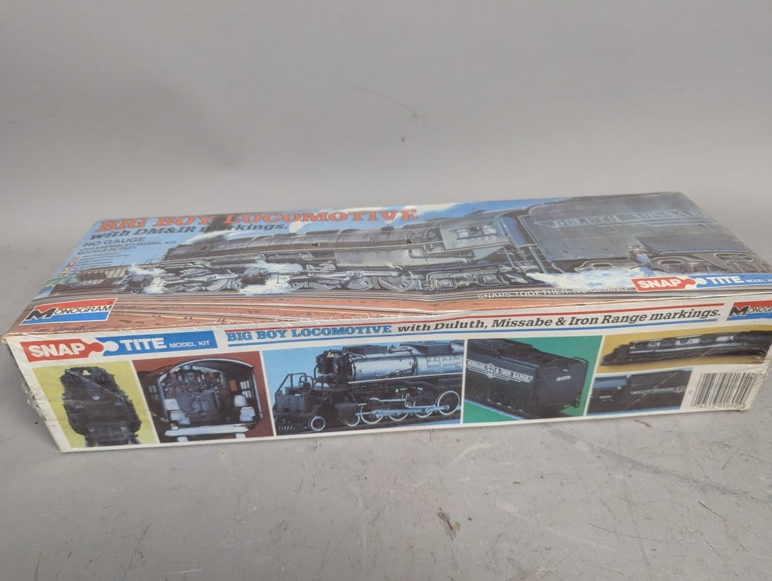Monogram Snap-Tite Big Boy Locomotive Model Kit No. 1602 Sealed NIB Popular Train Model - 4