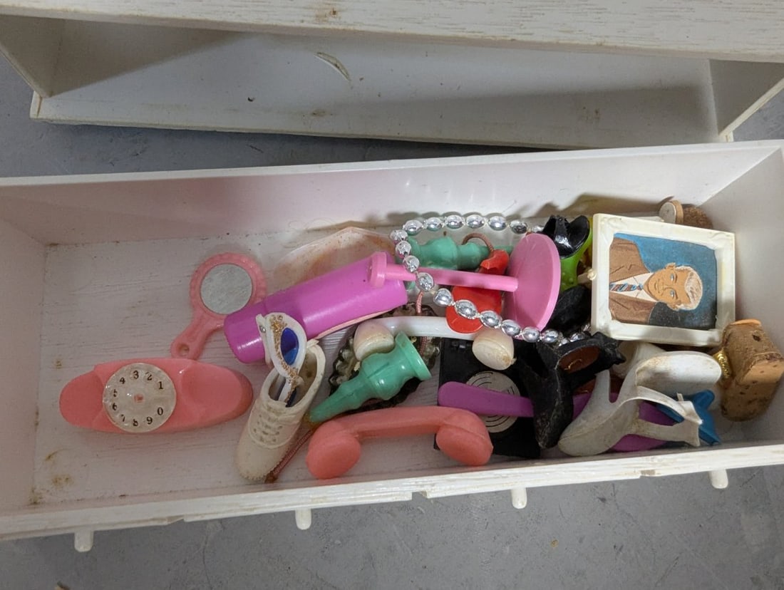Large Collection of Vintage 1960s-70s Doll Furniture Mattel Barbie Deluxe Reading - 12