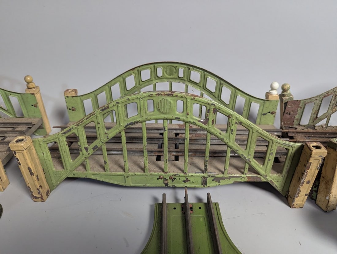 Lionel Standard Gauge Train Accessory Lot with Bridges and Parts for Collectors - 3