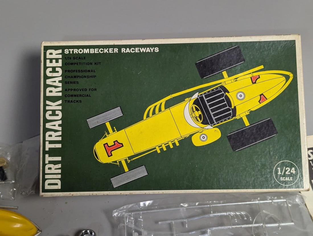 Strombecker 1/24 Scale Dirt Track Racer Slot Car Kit Lot Vintage Parts Unbuilt Partial - 2